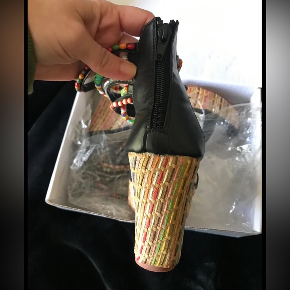 *NEW* wedge sandals,size 9 - Picture 8 of 8